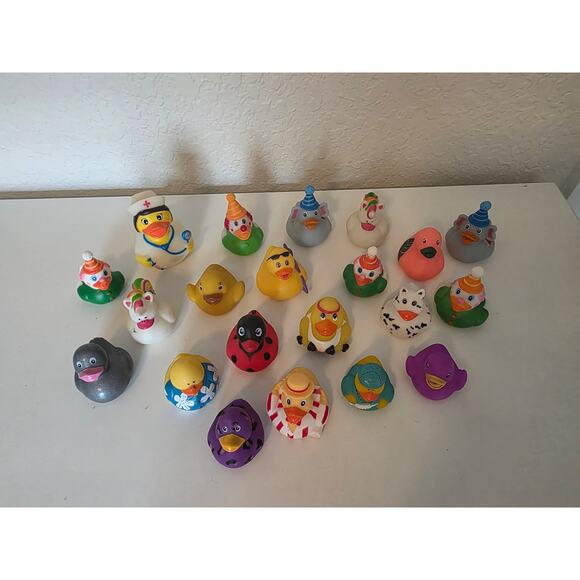 Rubber Duck Lot of 21 Mixed Size of Ducks  Nurse, Novelty!  Jeep! - Picture 1 of 7
